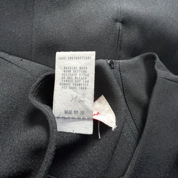 Vintage Henry Lee Career Shift Dress Size 10P Black Gold Buckle Waist Zip Back - Picture 4 of 9